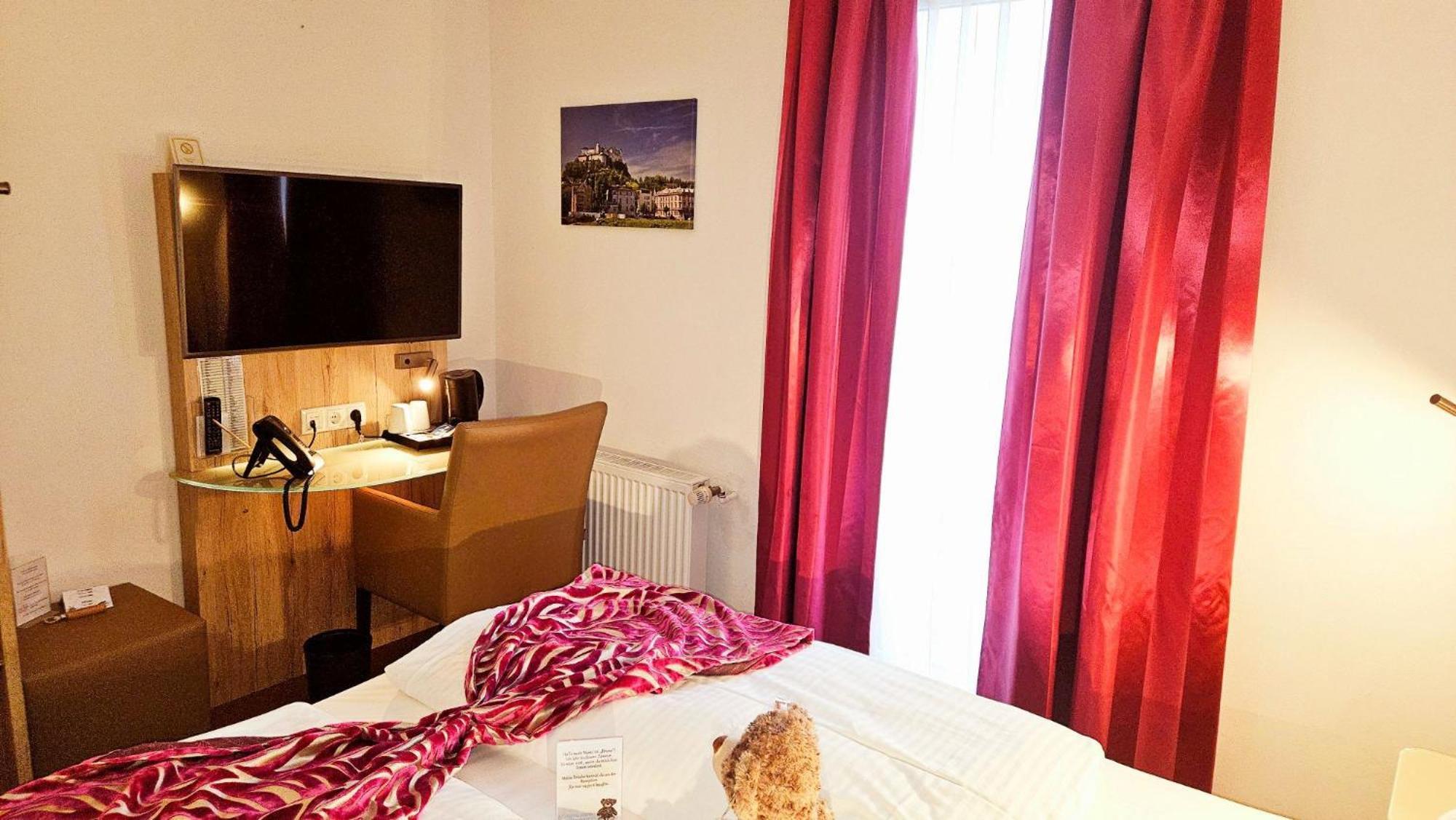 Hotel Edel Weiss Бремен Экстерьер фото